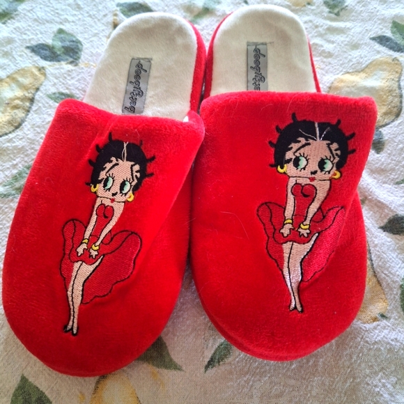 Betty Boop Shoes - BETTY BOOP SOFT SLIPPERS